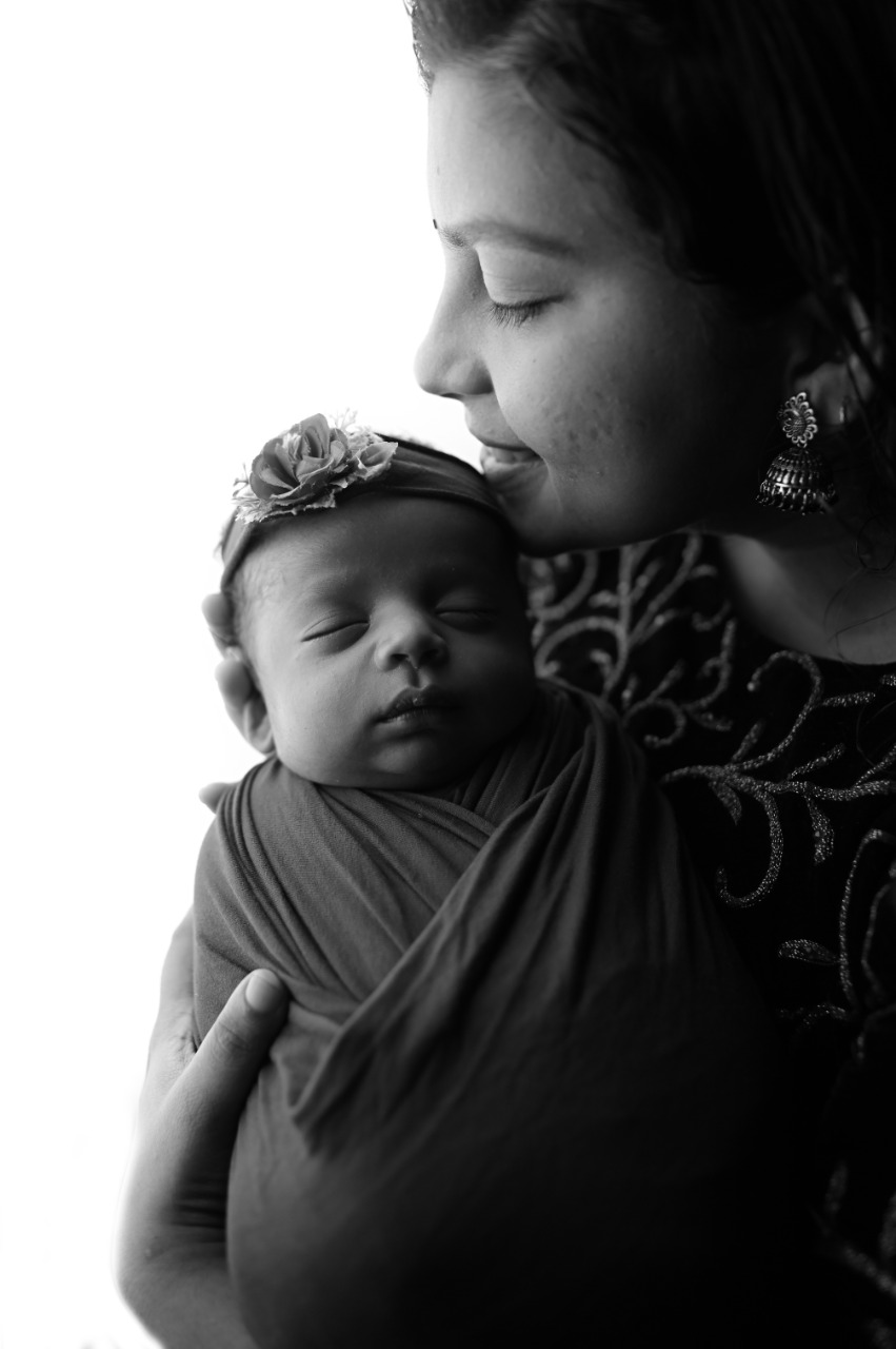 Baby shoot in knot wedding studio